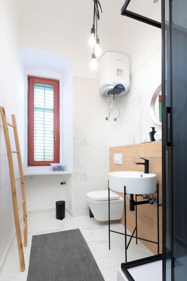 רייקה Apartments Luan מראה חיצוני תמונה