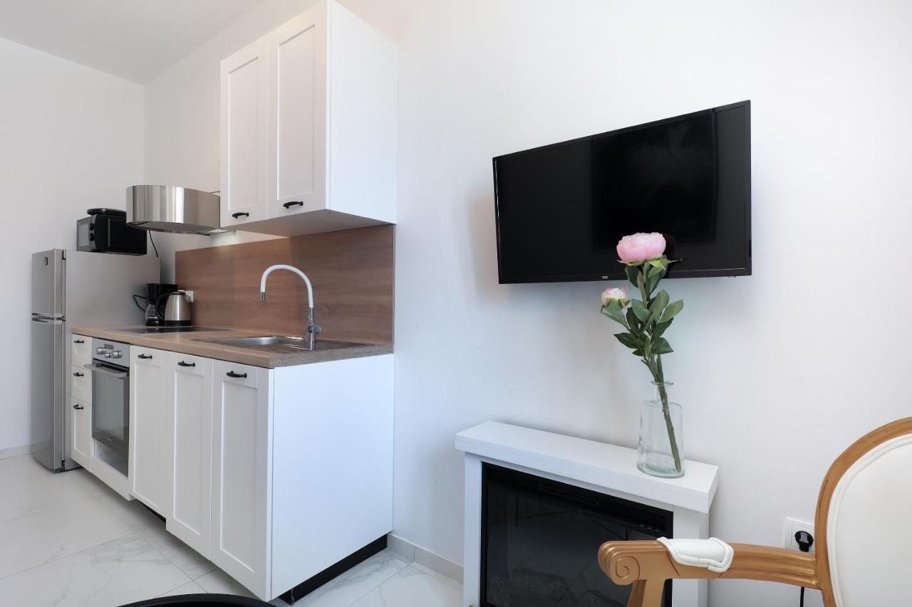 רייקה Apartments Luan מראה חיצוני תמונה