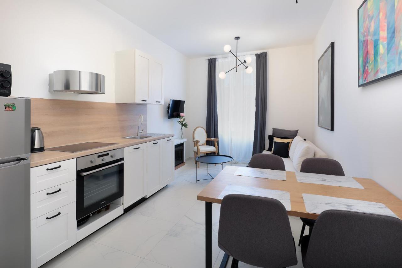 רייקה Apartments Luan מראה חיצוני תמונה